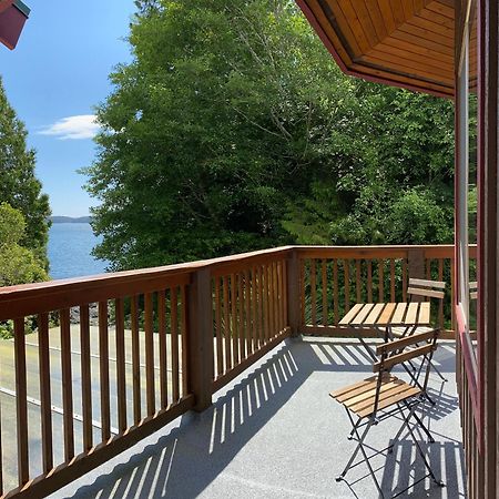 Whalers Guesthouse Tofino Bagian luar foto
