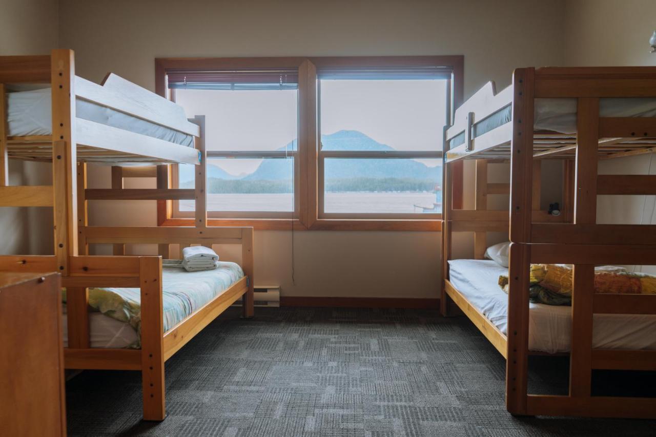 Whalers Guesthouse Tofino Bagian luar foto