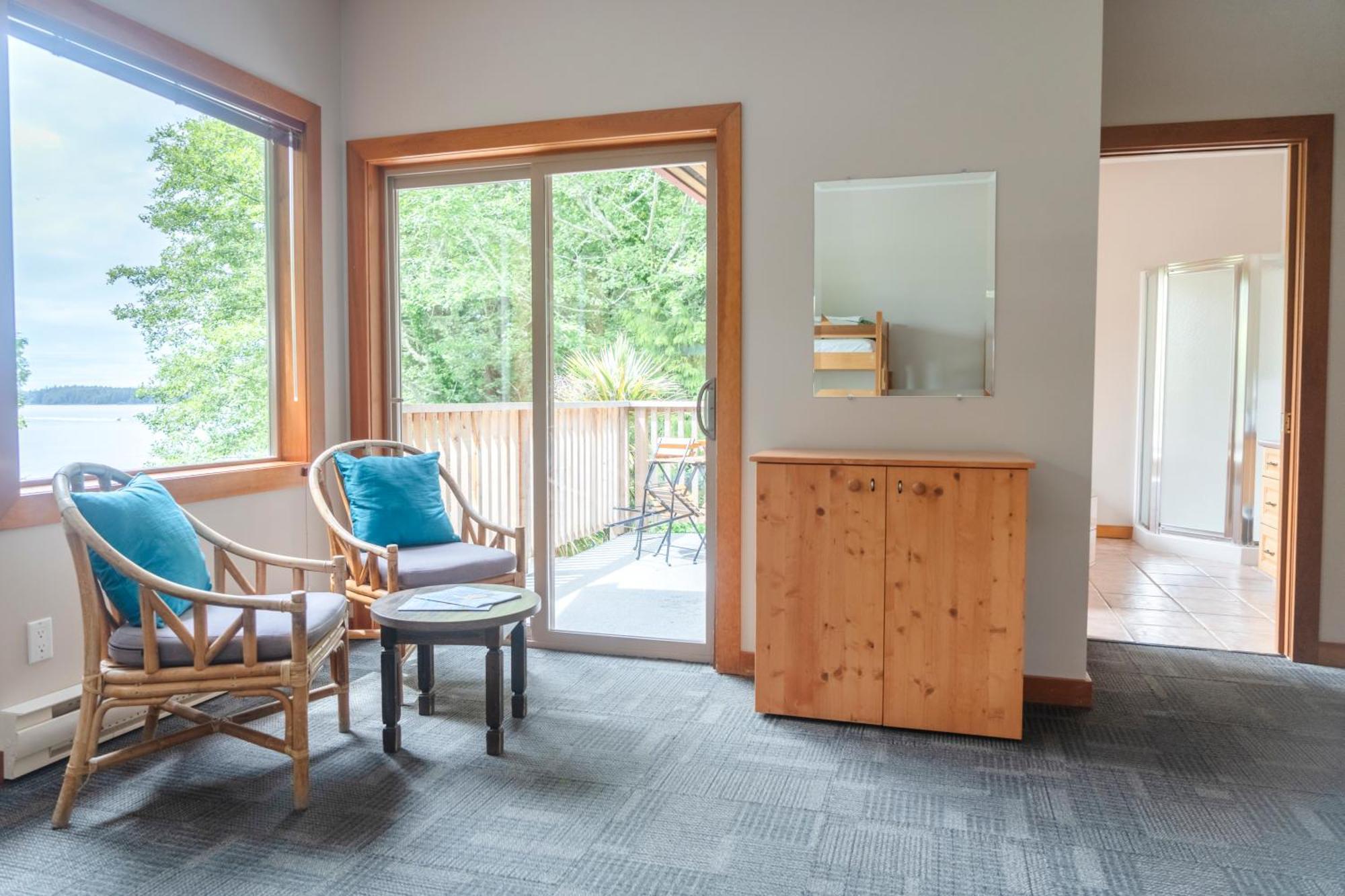 Whalers Guesthouse Tofino Bagian luar foto